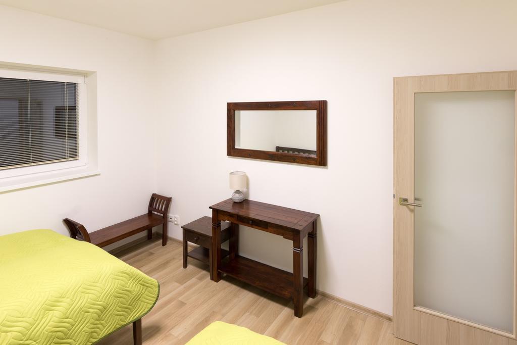 Aloha Apartment