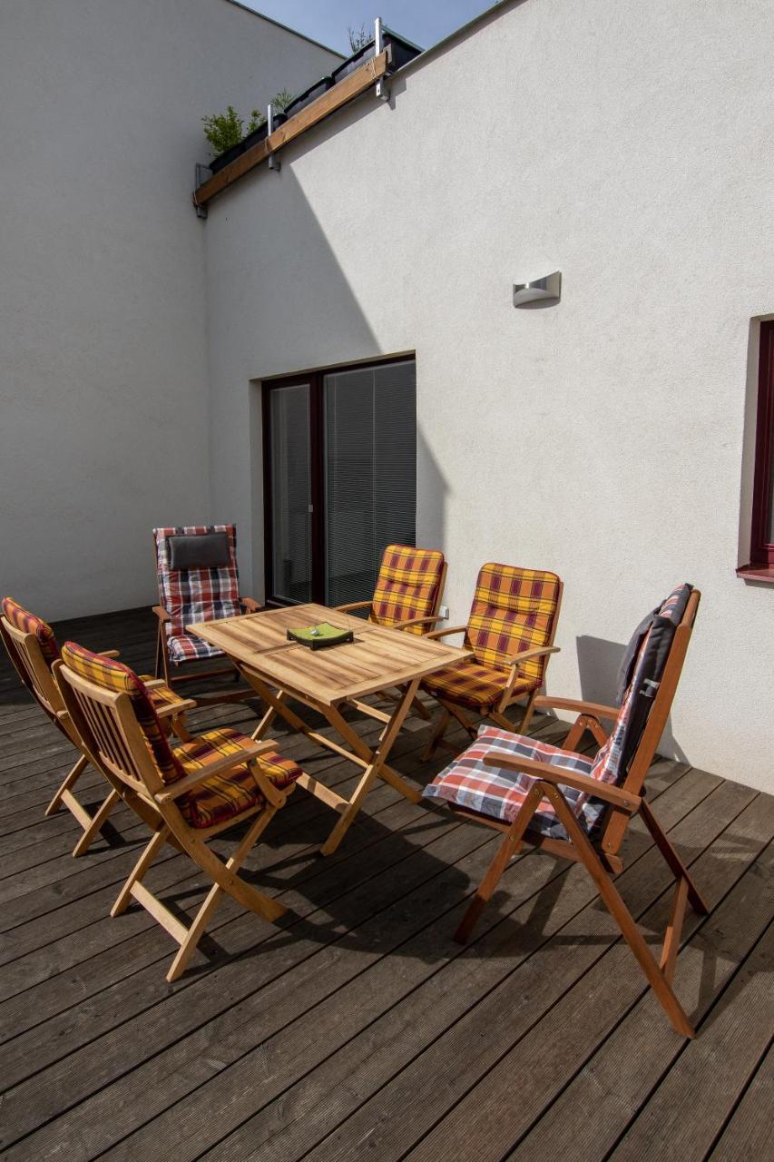Aloha Apartment